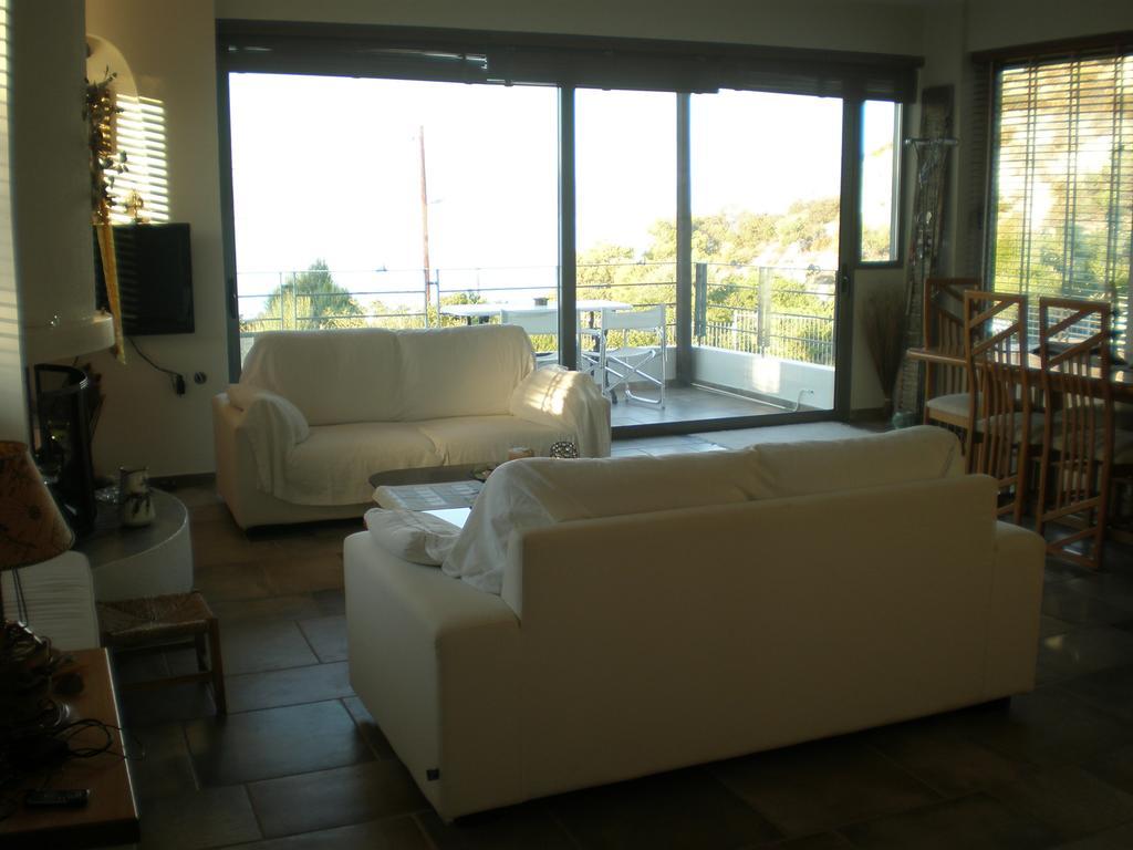 Marvelous House By The Sea Villa Vouliagmeni Gölü Dış mekan fotoğraf